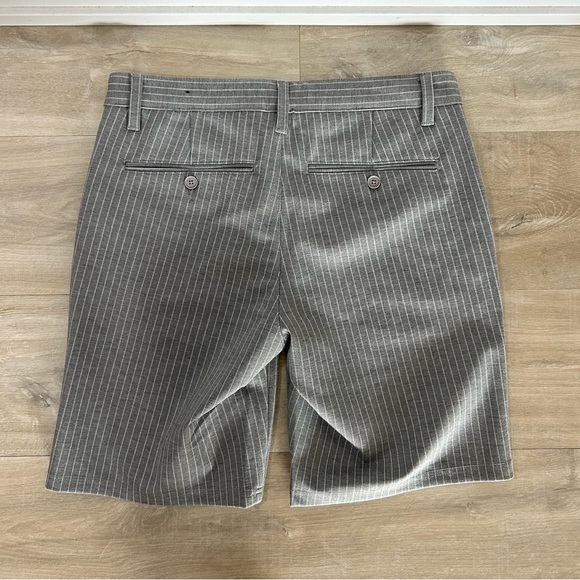 Only & Sons, Men’s Shorts, Grey and White Pinstripes, Size Large - Picture 4 of 8
